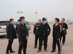 霍林郭勒市领导检查指导源源集团露天煤矿绿化复垦工作